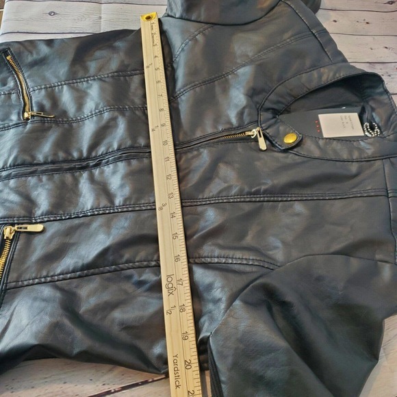 NEW Therapy by Lane Crawford Black Vegan Faux Leather Crop Moto Jacket XL 117070 - Picture 11 of 12